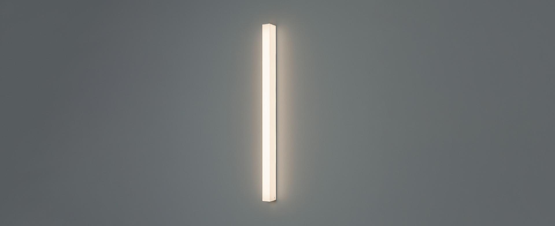 Arandela LED Jardim ICE LONG 70cm - 8W - 1050 Lumens - Iluminação Externa